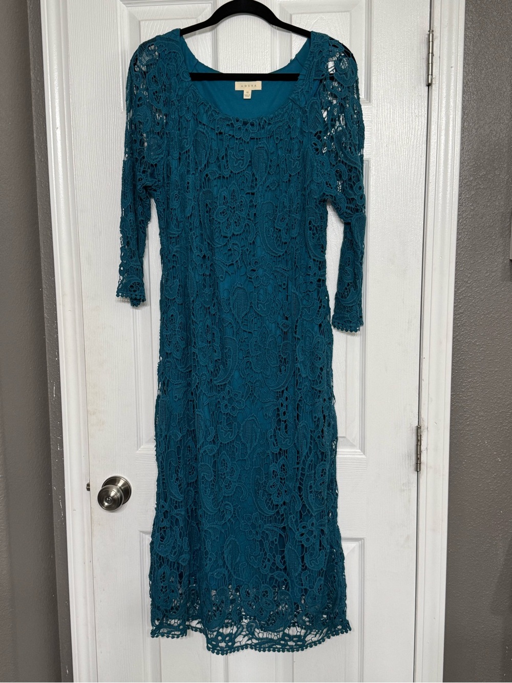 Adiva Teal Lace Midi Dress 1X